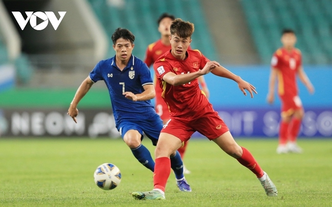 Sao trẻ U23 Việt Nam thừa kế số áo của Quang Hải ở Hà Nội FC